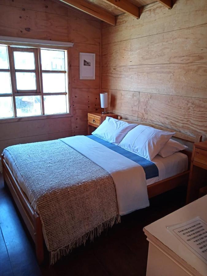 Hostal Palafito Waiwen Castro Exteriör bild